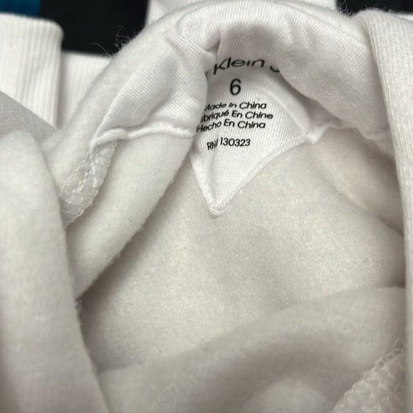 NEW Calvin Klein jeans two piece fleece set 6 hoodie fleece joggers BNWT NEW - Picture 12 of 14
